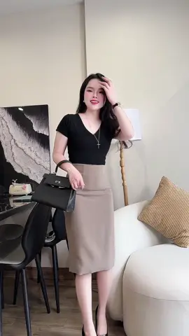 Chân váy bút chì đẹp mặc tôn dáng mặc thích lắm nha mí ce ơi.   #gucuahue #chanvay   #chanvayngan  #chanvaybutchi #chanvayxinh 