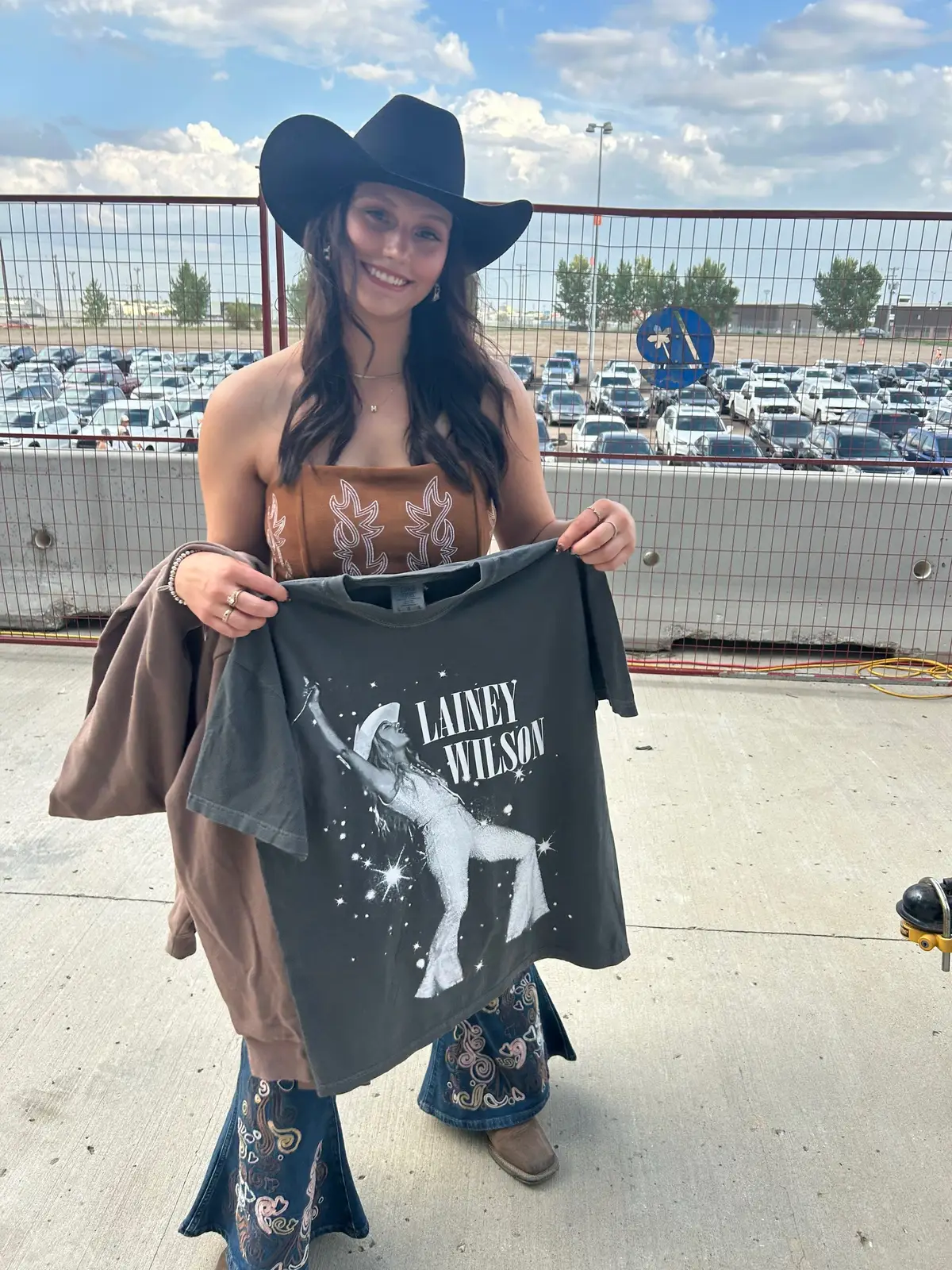 The Saskatoon, SK #WildhorseoftheNight, Hannah, got to see Lainey with her best friends!  