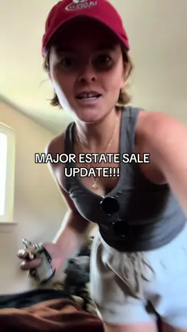 If you see me have a panic attack this weekend no you didn’t #estatesale #thrift #vintageclothing #vintage #antiques 