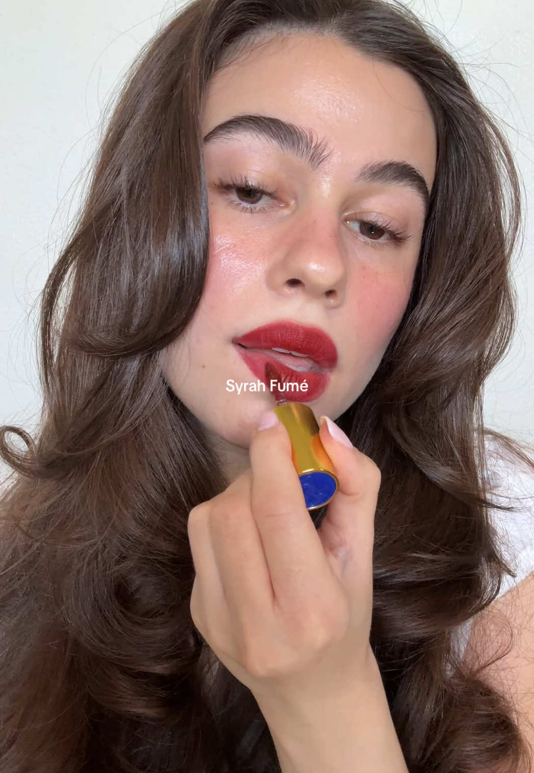 Plume Lip's whipped gel-cream formula is infused with soft-focus powders, so every shade melts into your lips with that ultra-blurred, featherlight finish. #violettefr #frenchbeauty #plumelip #mattelip 