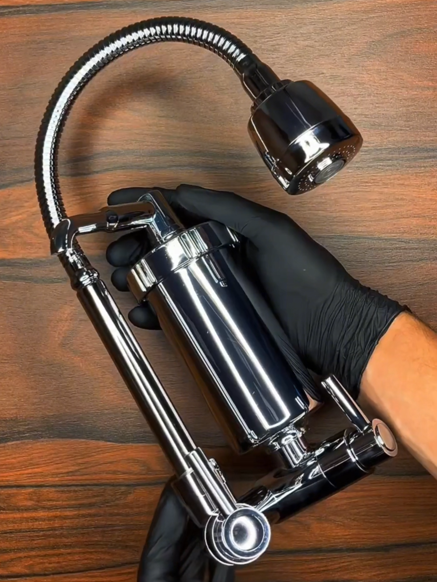 💧 Filtro integrado, design top e preço justo! Se fosse você: escolhe pela aparência 😍 ou pela praticidade 💡? #TorneiraGourmet #DicasDeCasa #CozinhaDosSonhos #DazaMetais #fyp #torneiragourmet #foryoupage