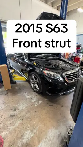 2015 s63 front strut #cartok #carmaintenance #cartechtips #mercedesrepair #mechaniclife 