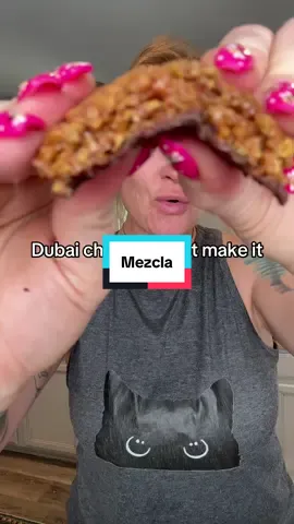 Keeping up with my protein is always a task for me, but this makes it a lot easier. #proteinbar #dubaichocolate #healthyeating #snacks  