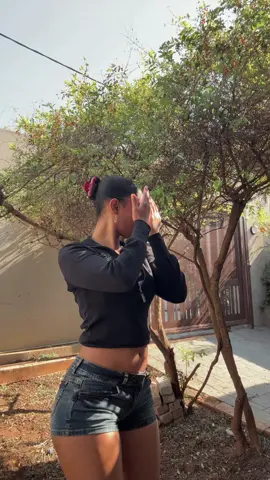 I love seeing all the queens doing this dance on my fyp #fyp #fyppppppppppppppppppppppp 