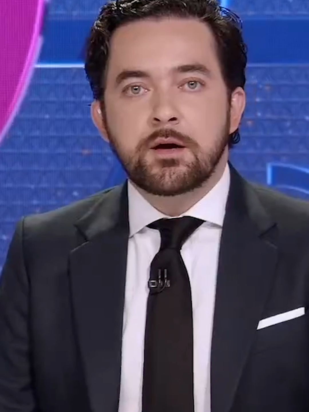 #LatinusDiario. Desaparece Marian Izaguirre en Michoacán, influencer de 23 años con 3.9 millones de seguidores en TikTok; es el cuarto caso en Uruapan esta semana.#Latinus #InformaciónParaTi