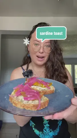 sardines for breakfast anyone? 🐟 #seafood #fruityfish #sardines 