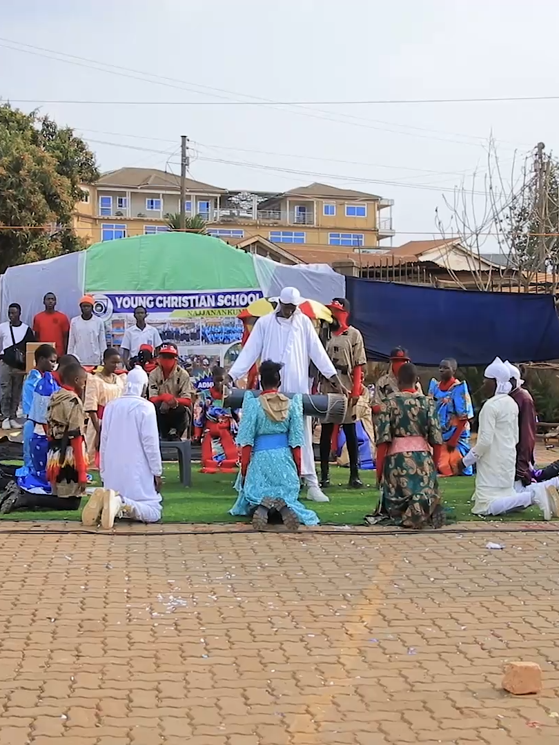 meet the EAGLE House with their creative dance 1