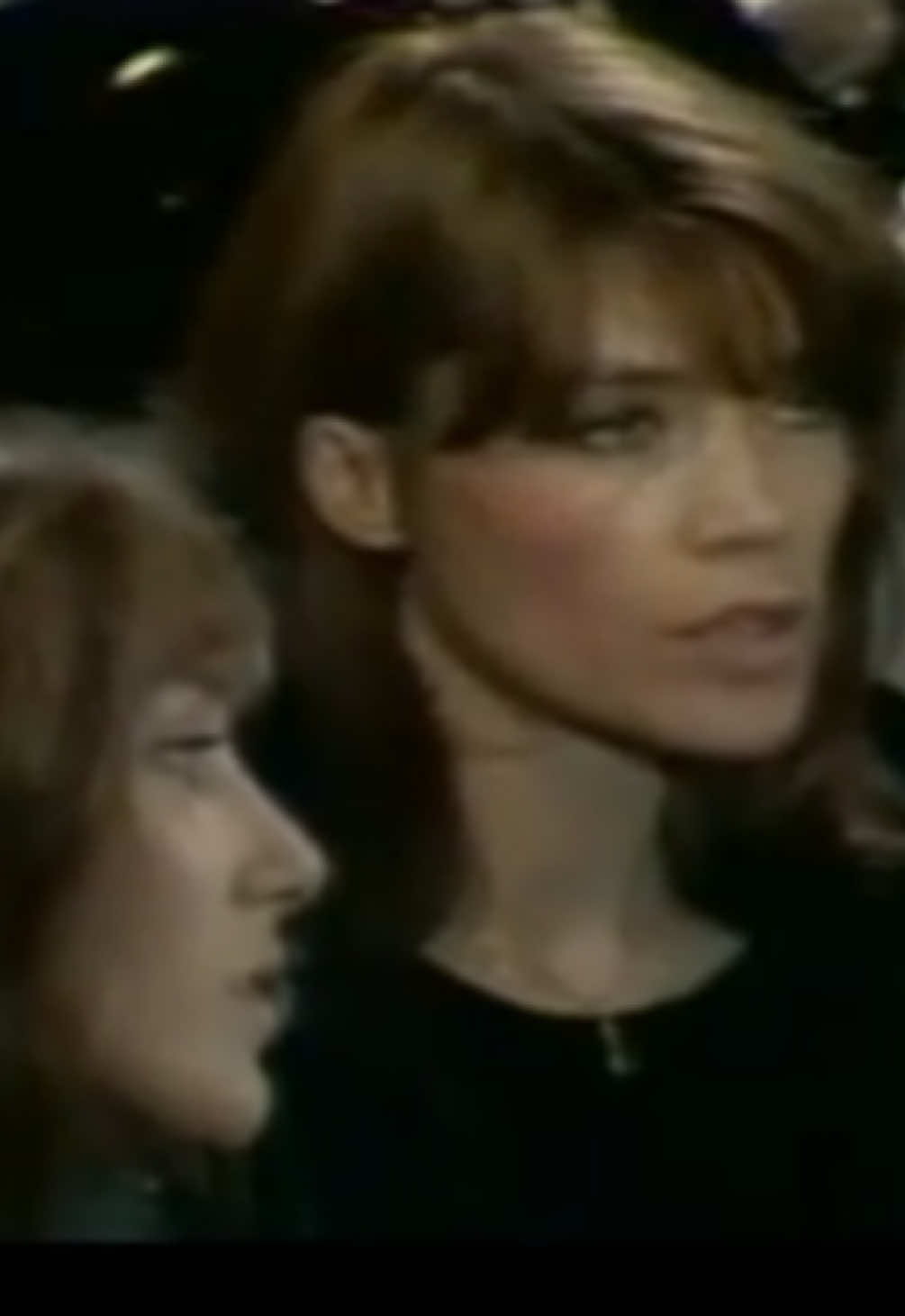 Jane Birkin & Françoise Hardy singing “Comment te dire adieu” #francoisehardy #janebirkin #commenttedireadieu #music #musique 