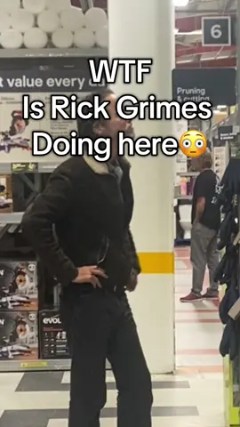 Would you trust Rick Grimes#rickgrimes #walkingdead #WTF #fyp #thewalkingdead 