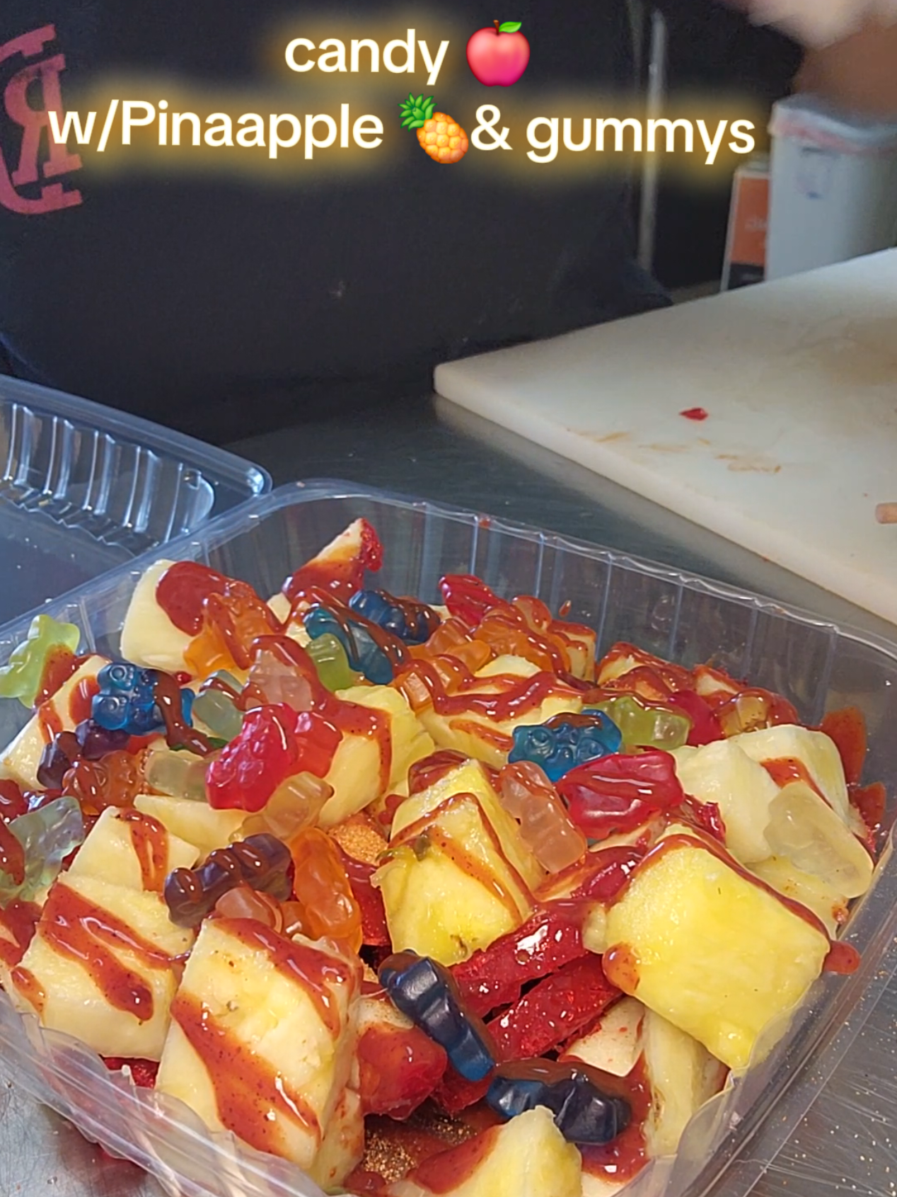#sebastiansnackshack #candyapples #pinapple 