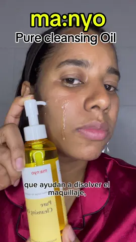 El Pure Cleansing Oil de Ma:nyo. Está formulado con aceite de oliva, aceite de jojoba y extracto de arroz, que ayudan a disolver el maquillaje, eliminar impurezas y mantener la piel hidratada. Lo que más me gusta es que limpia a profundidad sin resecar, dejando la piel suave, fresca y con un brillo natural. @picky beaty @ma:nyo global #picky #skincare #beauty 