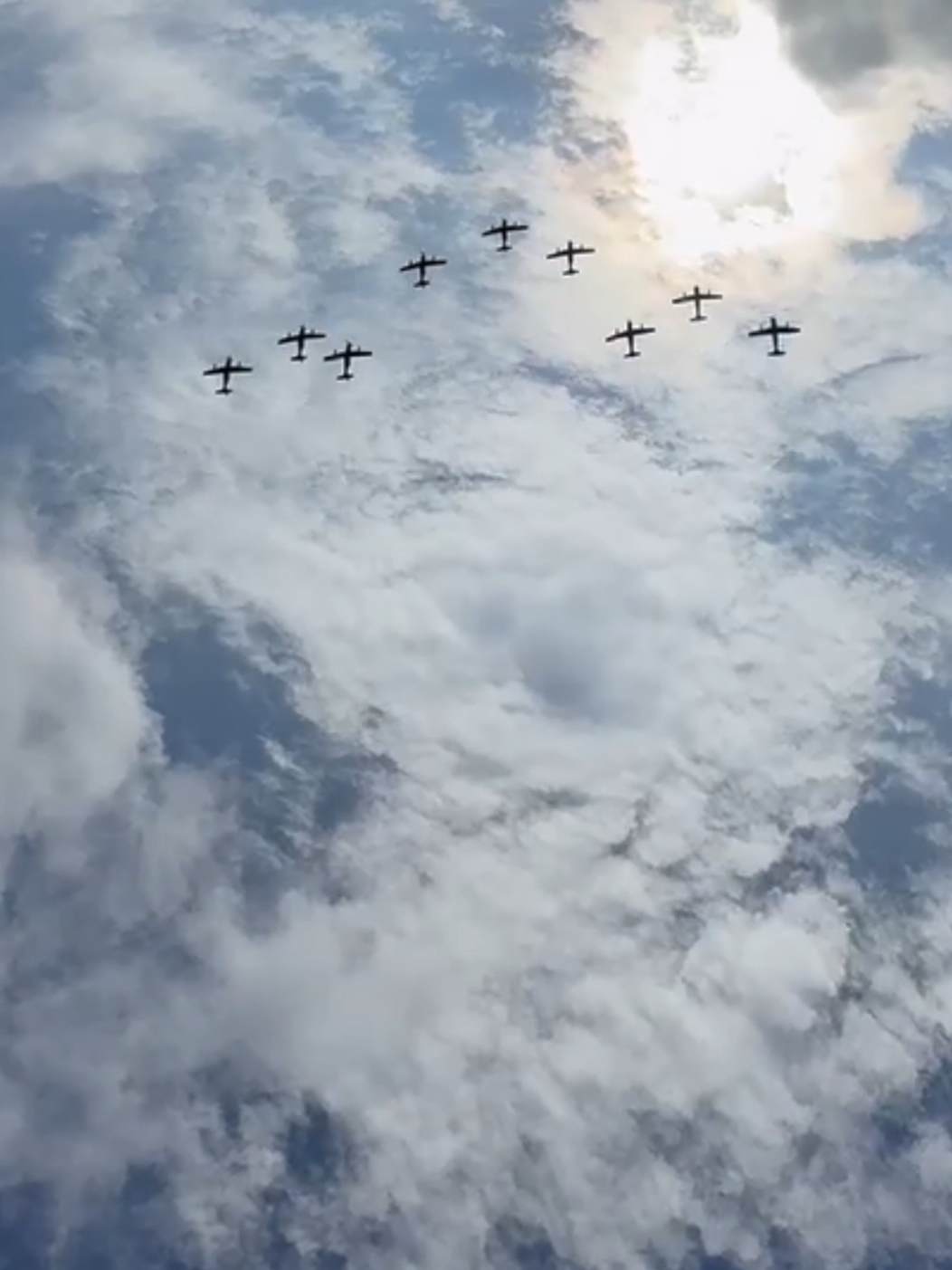 La Fuerza Aérea Mexicana en prácticas de vuelo, en Atlangatepec, Tlaxcala 