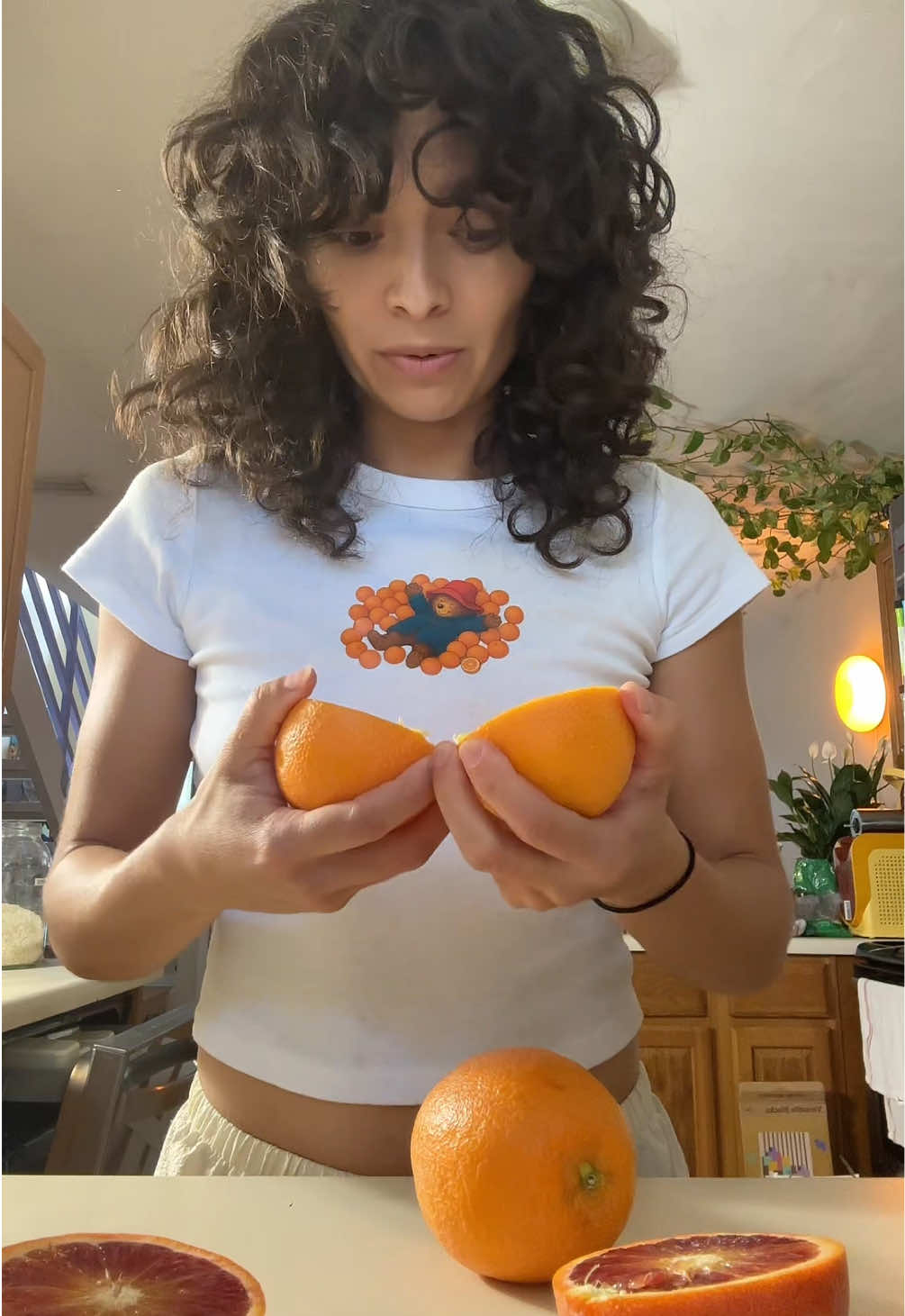 @Whole Foods Market I paid blood orange price for oranges that weren’t bleeding enough #kitchengadgets #amazonkitchenfinds #manualjuicer 