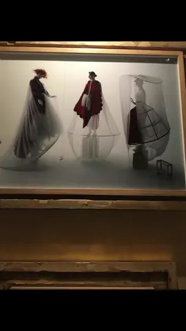 TIM WALKER - WONDERFUL THINGS #fashionphotography #timwalker #fashiontiktok #londonexhibitions #fashionexhibition #photoshoot 