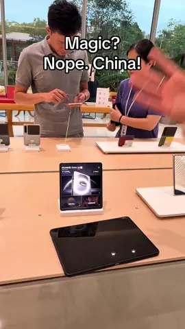 One selfie → all phones. Would you try this? #china #fy #huawei #TechTok #Foldable 