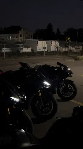 Just a couple 600’s #motorcycle #foryou #foryoupage #fyp #explore 