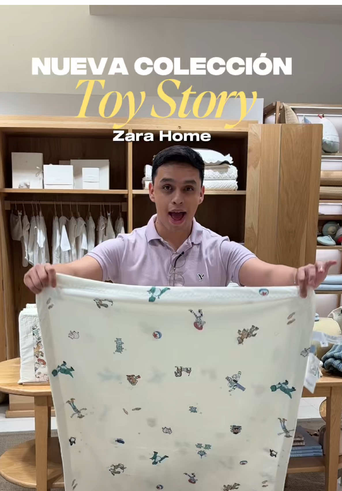 Nueva colección de Toy Story en Zara Home 🦖 Mándale este video a la persona que debería comprarte esto. #ToyStory #DisneyMerch #Pixar #ZaraHome #Woody @Zara Home Official 