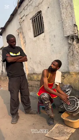 Le mauvais compagnon 😂 Inscris-toi avec mon code promo YAUZZ et reçois un bonus de 100 % jusqu'à 390 000 CDF sur ton premier dépôt !Prêt à gagner gros avex paripesa #funnyvideos😂 #funnytiktok #viral_video #funny #yauzz #kinshasa_mboka_na_biso 