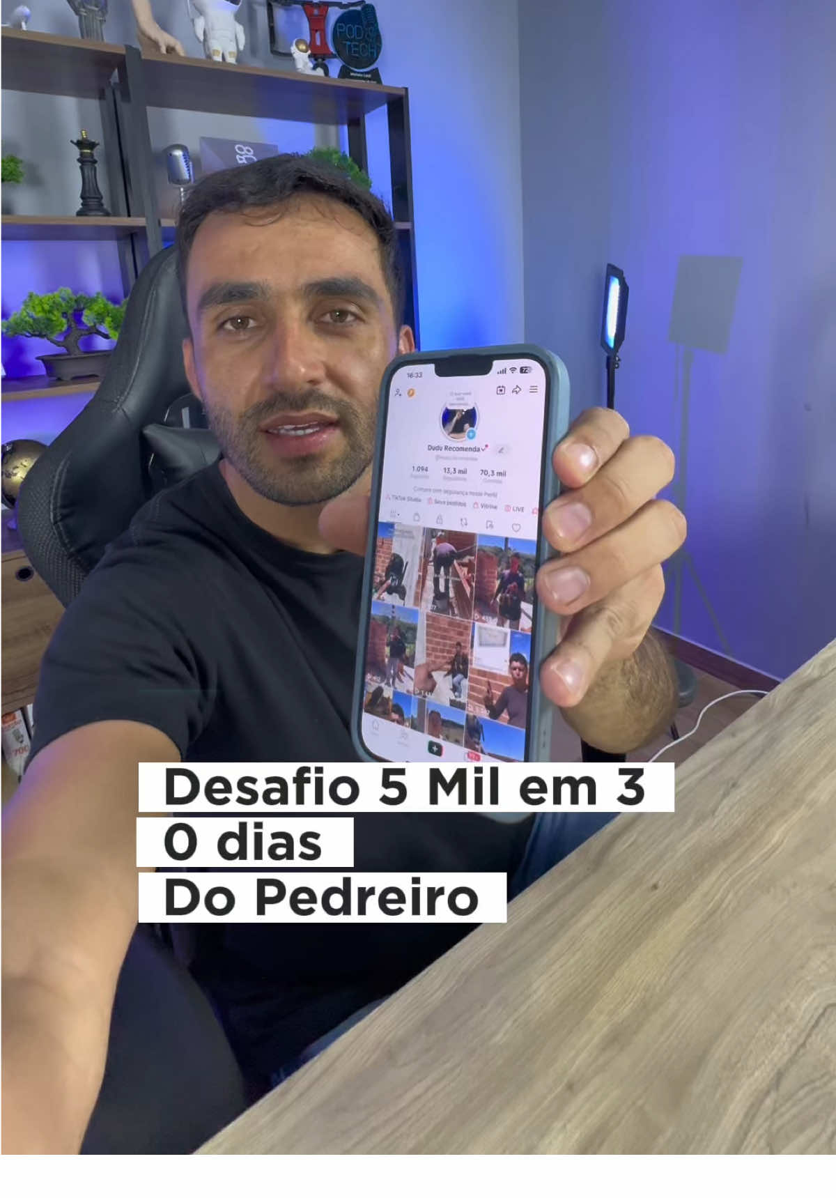 O celular do pedreiro fazendo as notas no automático 