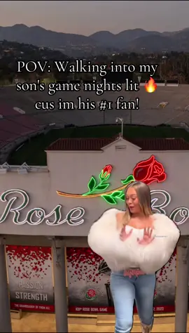 He knows I’m showing up and showing out honey #football #bigmomma #GameNight #ucla 