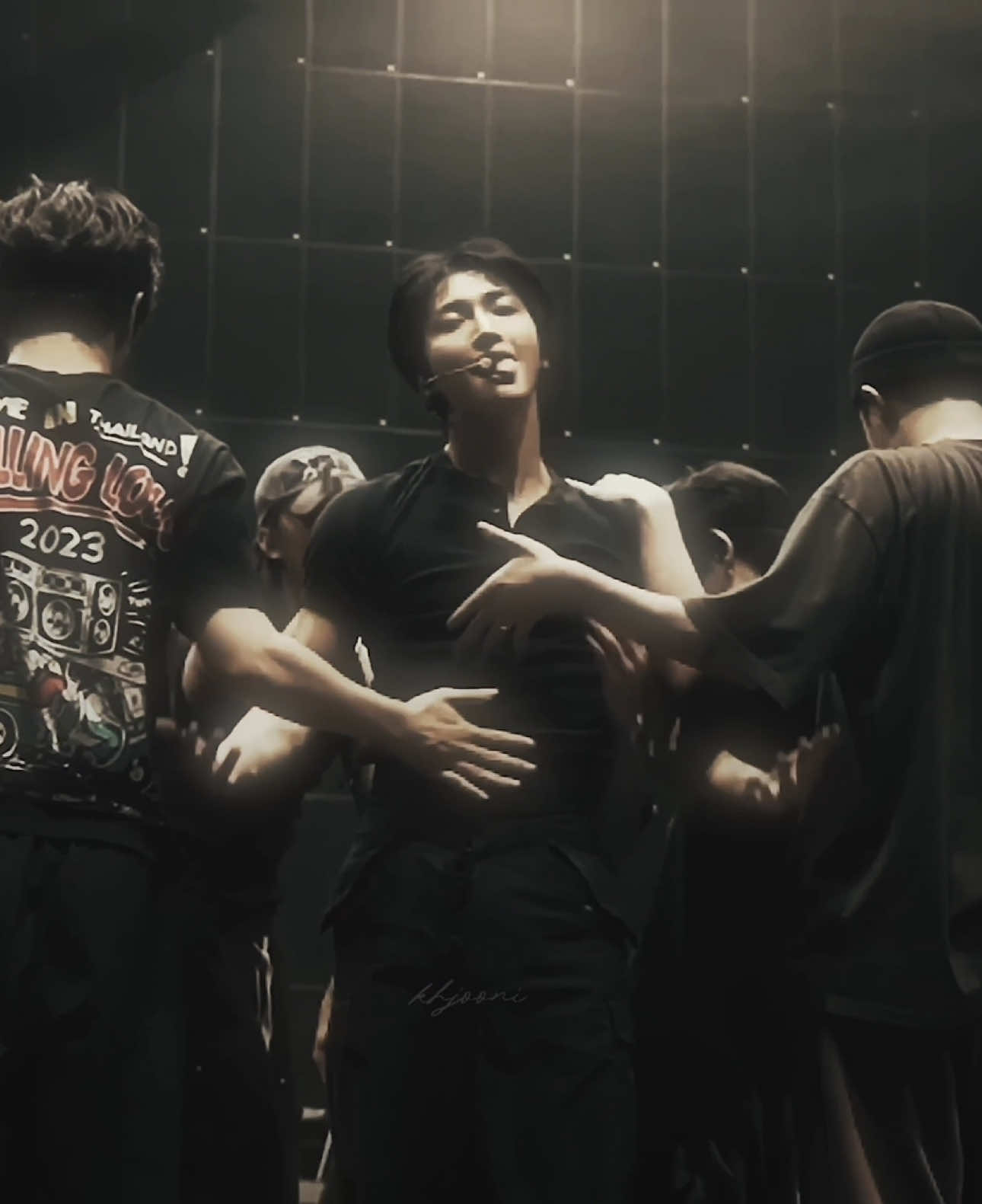 he’s so yummy #seonghwa #ateez #fyp #fineshyt #seonghwaateez posting again cus i highkey didn’t like the coloring