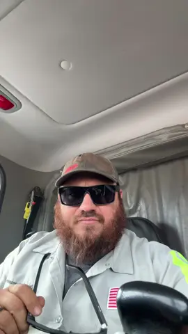 These are camera glasses. Yes they are a fraction of the price you’ll have to make your own decision. My decision is what I have formulated and I will be honest and show it as it is. #trucker #smartglasses 