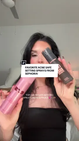Top 2 acne safe setting sprays from @sephora  @ONE SIZE BEAUTY On TIL Dawn  @Huda Beauty easy bake setting spray  #acnesafemakeup #acneproneskin #acneprone #acnesafesettingspray #acnesafeproduct 