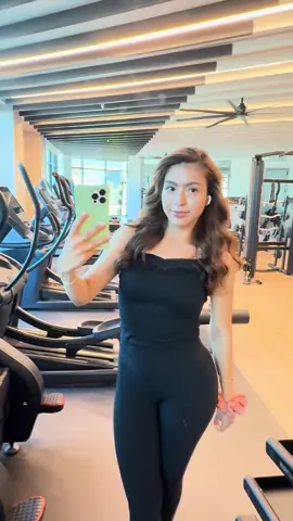Gym Grwm👄  #gym #gymmotivation #gymoutfit 