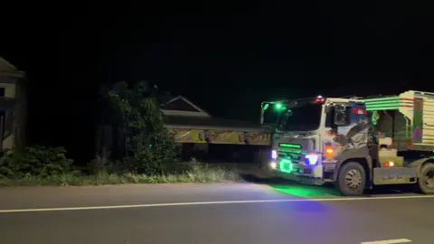 នឹកពុកម៉ែជិតបានជួបជុំគ្នាទៀតហើយ🥰❤️#ឡានអត់ល្បីfhz🥲🚛 