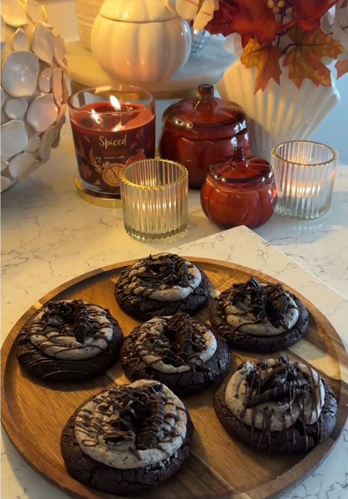 Oreo Cookies 🍪🤎🍫 Oreo White Chocolate Ganache on a Brownie flavoured base!!! #oreo #baking #cookie #Recipe #foryou