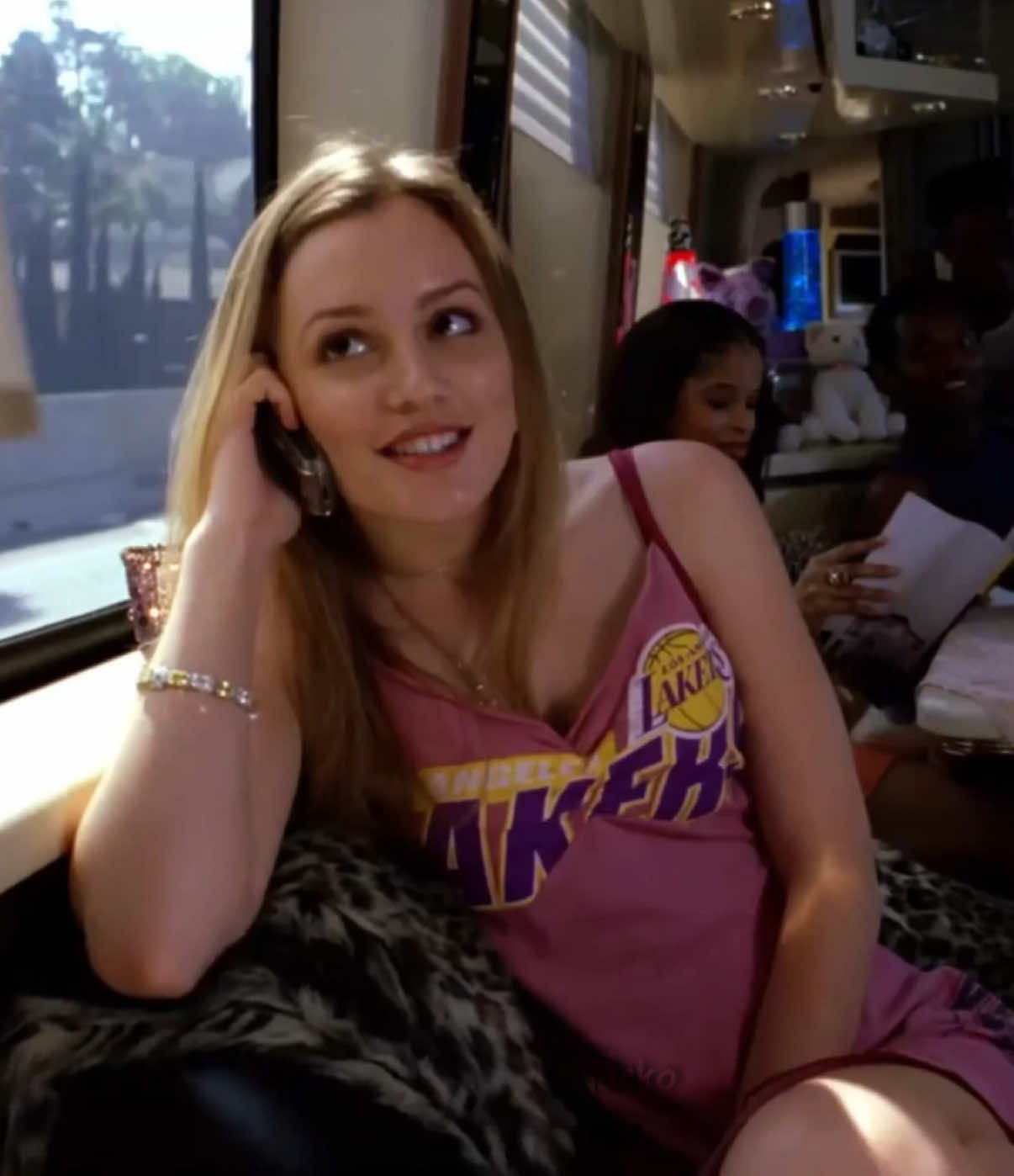 Her blonde hair 😮‍💨 #leightonmeester #entourage #blairwaldorf 