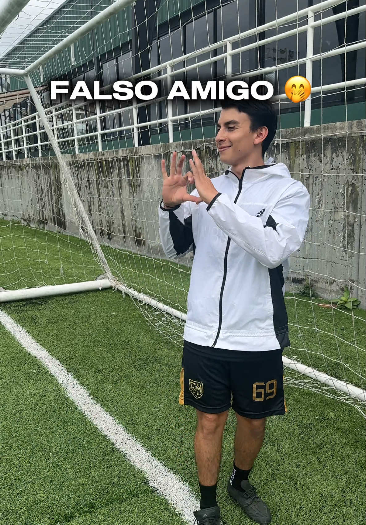 😂CONFIRMA EN LOS COMENTARIOS AMIGOS VERDADEROS @Heri_gol.12  #futbol #fut #comedia #Amigos #gol 
