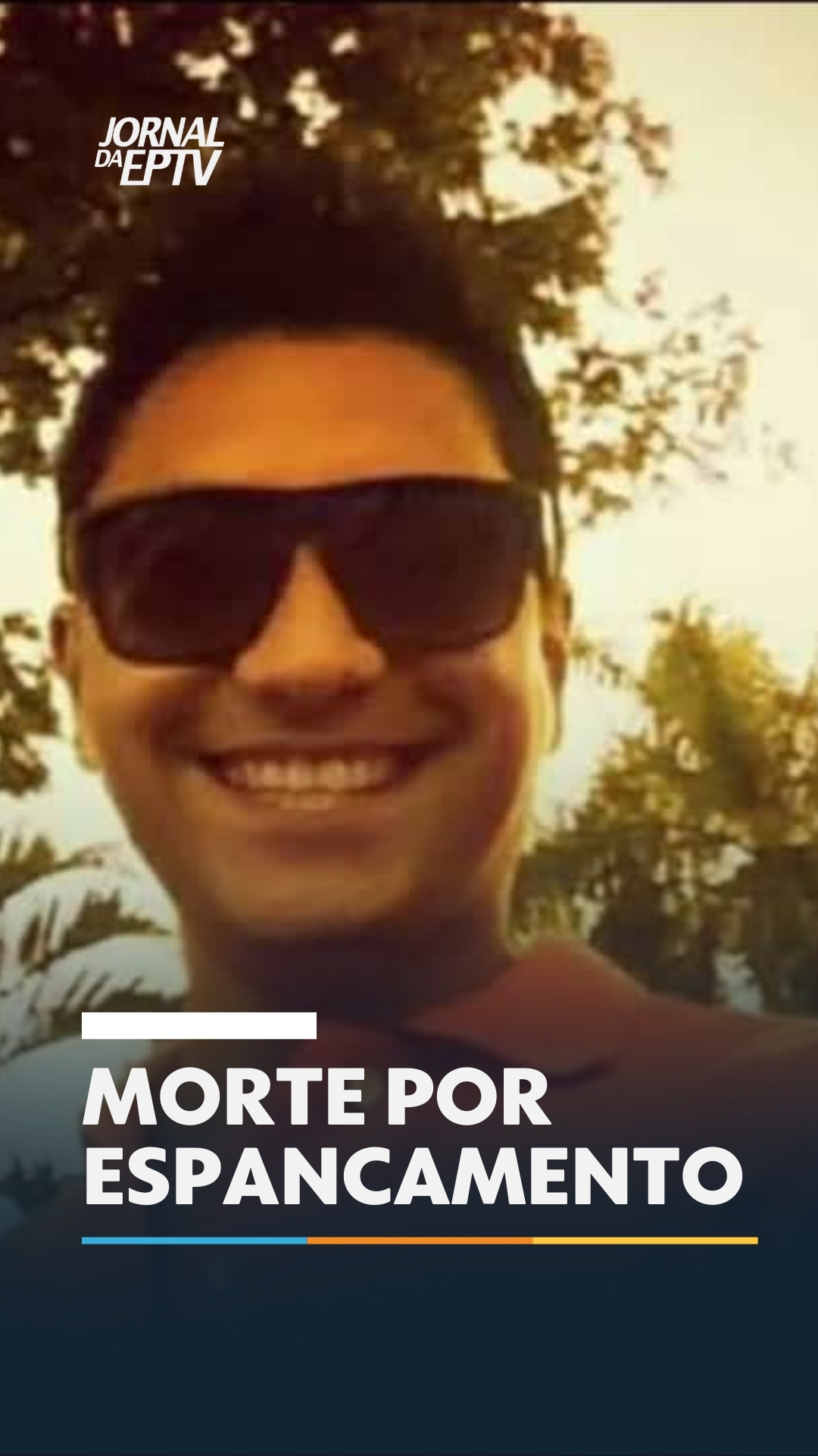 BRUTALIDADE - Um homem de 46 anos morreu nesta quinta-feira (04), depois de ter sido brutalmente agredido por um adolescente de 17 anos em Pirangi. Nas imagens, é possível ver o jovem batendo várias vezes com a cabeça da vítima na parede. A agressão aconteceu no último domingo (31), no Centro da cidade. Segundo a família, vítima e agressor não se conheciam. O adolescente foi apreendido e levado para a Fundação Casa. As informações completas você acompanha no #EPTV2 de hoje. #JornaldaEPTV #JornaldaEPTVRibeirão #Pirangi