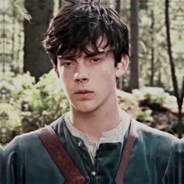 The first character i thought about while seeing this trend 🙈 || ac @𝓪𝓶𝓫𝓮𝓻 ♫ cc indusaep . . #edmundpevensieedit #narniaedit #narniatok #aftereffects #aftereffectsedits Edmund Pevensie Sabrina Carpenter Edit Narnia 