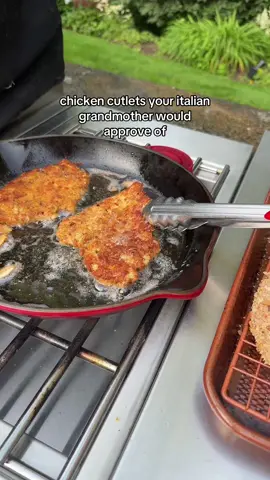 are cutlets a staple in your house too? 🇮🇹 #cooking #chickencutlets #italian #italianfood #chef 