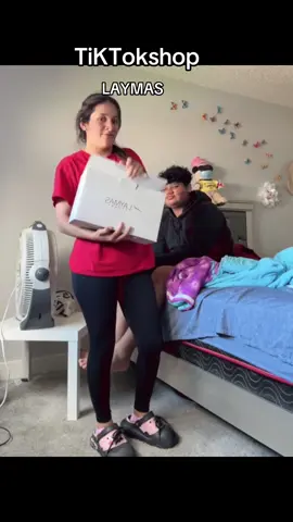 Shiatsu Neck Y Back masseger With #Heat Deep Knesding adjustable  TikTokShop🛍️ solo darle al Carrito y envio Gratis Facil de Usar 