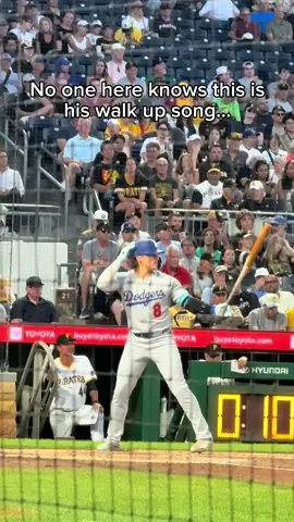#dodgers #baseball #kikehernandez #walkup #MLB