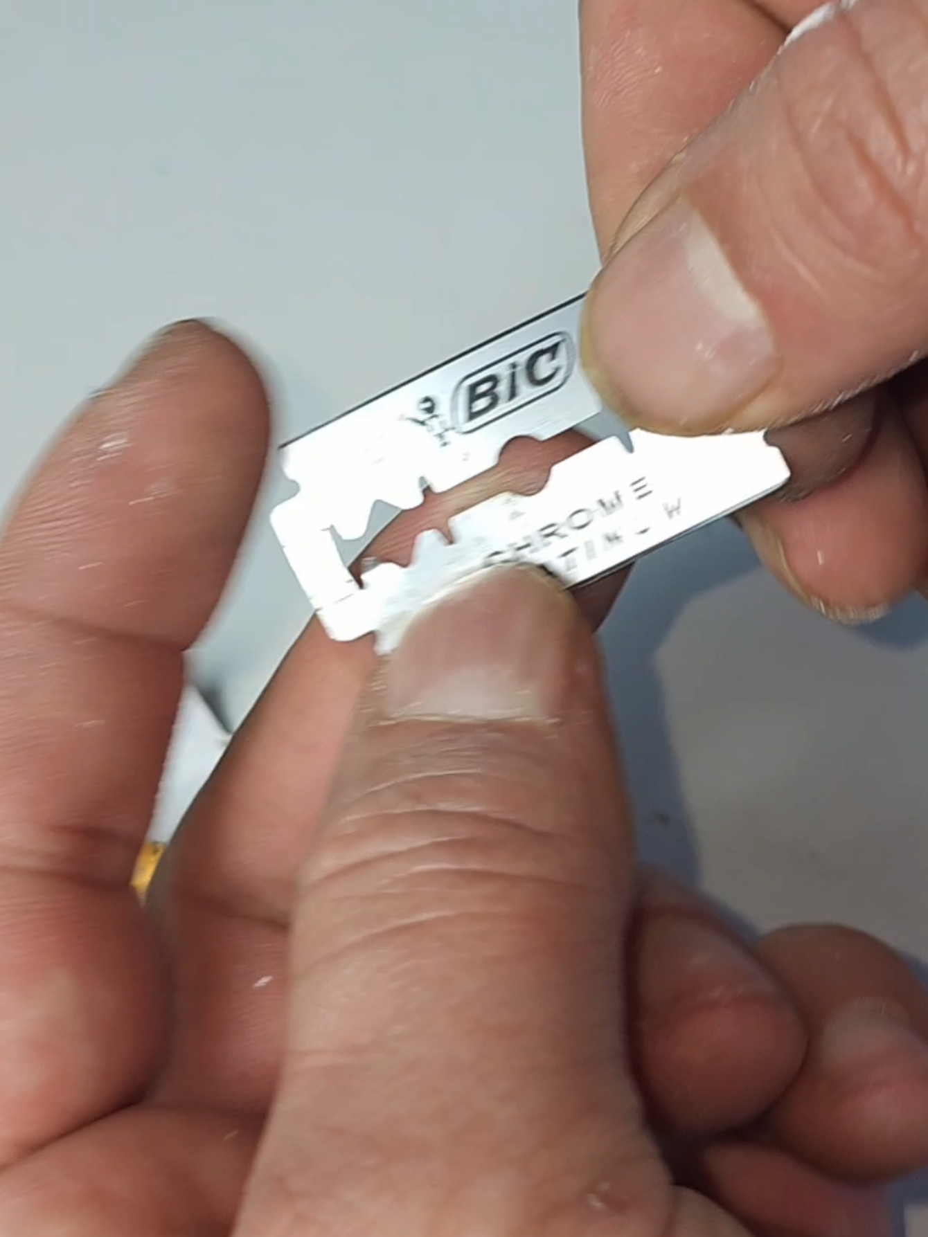 O truque mais simples para tirar chave quebrada!#Dicas #ideia #lifehacks #DIY #truques 