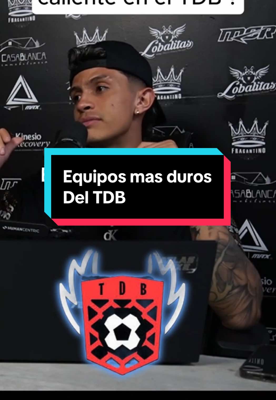 🔥 En Chupando Banca debatimos cuáles son los equipos más calientes del Torneo del Barrio 🏆. Entre ellos: La 24 y El Kiosco, dos que siempre generan emociones y pasiones en cada partido. ¿Para vos cuál es el más bravo del torneo? ⚽🔥 📺 Recuerda que transmitimos todos los lunes a las 6 PM por YouTube. @los_pirateos@jotade.online@elmate.21@lajotaderapodcast #torneobarrioantioquia #barrioantioquia #torneodelbarrio #medellín #futsalcolombia