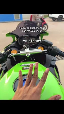sesempurna itu masalalu di matanya😔 #fyp #zx25r 