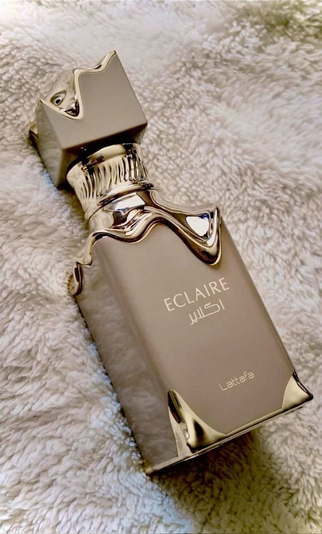 #eclairelattafa #eclaire #perfumearabe #biancolatte #fyp  @mariperfumariaecosmeticos 