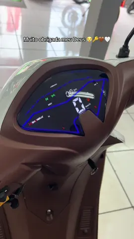 Muito grata por mais essa conquista 😭🤍🤎 #moto #motodemenina #jet 