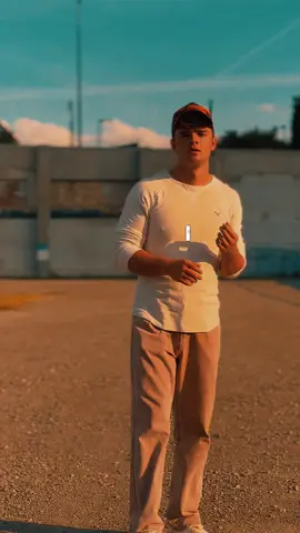 be honest, how we feelin this one?👀 #countrymusic #countryliving #musictiktok #country 