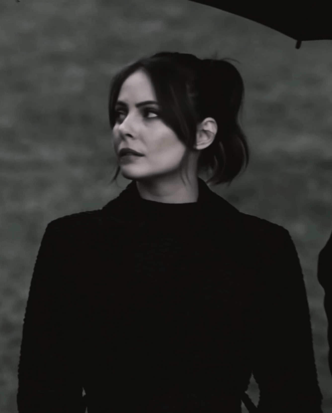 she’s been hot | ac:@ʜʏᴅʀᴀ ᴀᴜᴅɪᴏꜱ cc:@fi1tz scp:logolesshood nyssaqueen on ig | #fyp #arrow #theaqueen #willaholland #theaqueenedit 