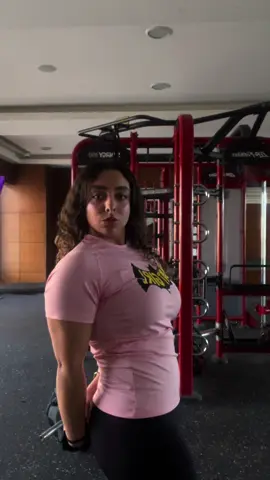 🦇❤️🫢 #fypシ #BATWOMAN #gymgirlsoftiktok 