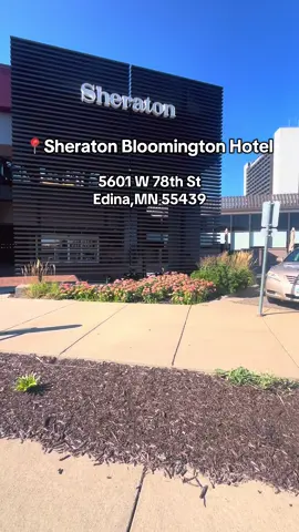 The Free on-site hotel parking for guests sold me! 4 star hotel and the location makes it very convenient for exploring all of Minneapolis major attractions especially Mall of America. @Sheraton Hotels #sheratonhotel #mallofamerica #minneapolis #minnesota #hotels 