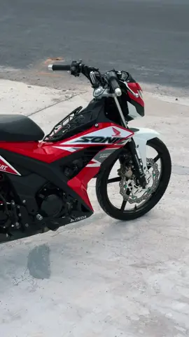 Lí do mê dòng xe này . Top 1 đẹp ko một góc chét                   #hondasonic150r #sonic150r #sonic #sonicmalaysia🇲🇾 #hondars150 