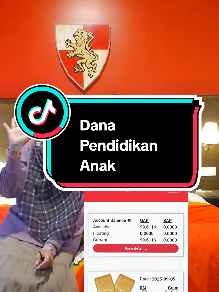 Parents, jika konsisten menabung Rm200 sebulan dalam akaun GAP, setahun dah boleh kumpul 1 dinar. Jika simpan 10 tahun = 10 dinar! Masya Allah nampak efforts tu small cuma RM200 sebulan tapi hasilnya sangat impactful insyaAllah  10 dinar = 42.5gram boleh serve sebagai education fund anak-anak insyaAllah 🥰 Nak mula menabung emas serendah RM100? Terus tekan link di bio untuk daftar percuma akaun emas Public Gold.  #publicgold #akaunemasgap #goldbar #dinar #tipskewangan 