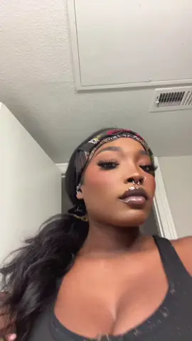 getting ready for werk 😝 #bartender #milankta 