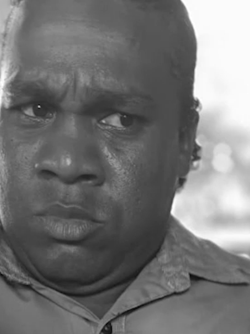 PM Briceno Demands Answers in Budna Investigation Tonight, Prime Minister John Briceño wants answers. He’s ordered the Minister of Home Affairs to update his office on the investigation into Joseph Budna’s abduction and his dramatic surrender to Guatemalan authorities. It’s been two weeks since Budna was kidnapped, and public trust in the police has taken a serious hit. Now, new details backing Budna’s version of events are fueling louder calls for an independent investigation. Attorneys are rallying behind him, and his mother says she’s never doubted his story for a second. News Five’s Paul Lopez has the latest. ------- Kindly Note: Comments under this video may be used for tonight's Viewer's Voice on News 5 Live. . . Join our growing WhatsApp Channel: https://whatsapp.com/channel/0029Va5uLkF2phHIKGttvv1H . #News5Live #News5Belize #GreaterBelizeMedia #GBM #BelizeNews